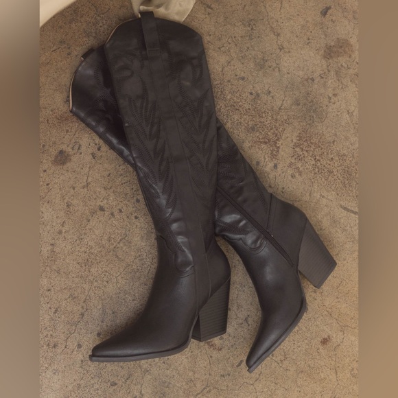 Knee High Western Boots - Picture 2 of 3